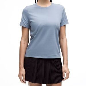Lululemon Sz 4 Straight-Hem Crewneck T-Shirt Pastel Blue EUC